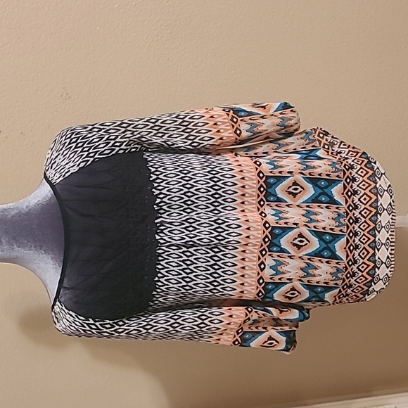 Sheer Blouse - Picture 2 of 3